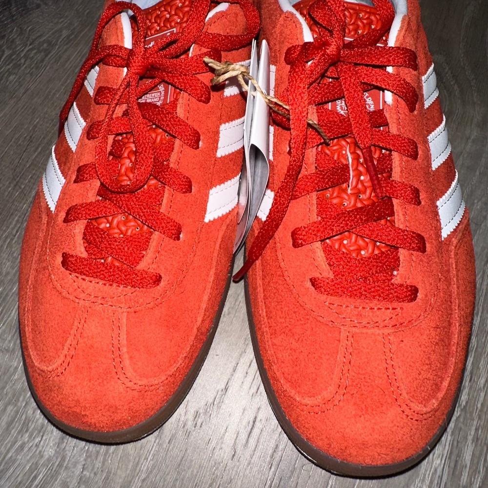 Adidas Gazelle Bold Orange - 7.5 W
